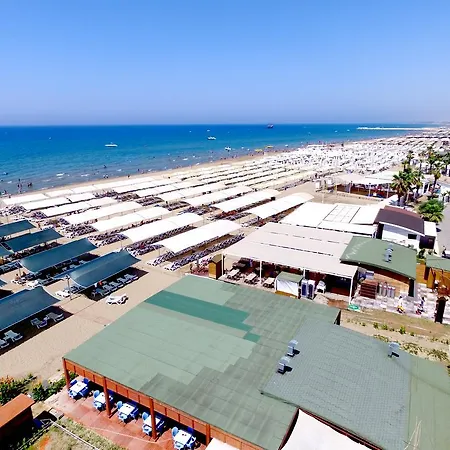 Resort Side Royal Paradise 4*