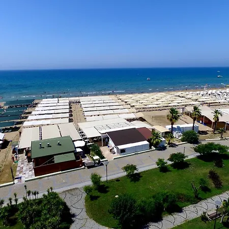 Resort Side Royal Paradise 4*