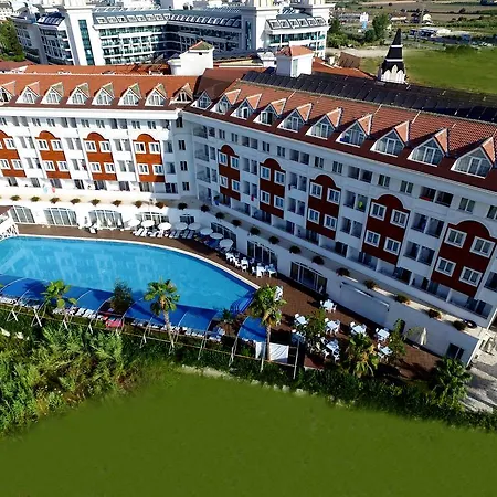 Resort Side Royal Paradise