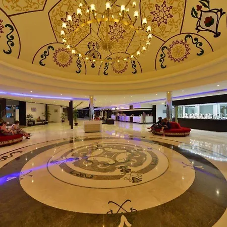 Üdülőközpont Side Royal Paradise Kumkoy