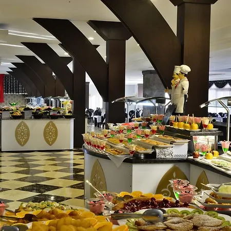 Üdülőközpont Side Royal Paradise Kumkoy