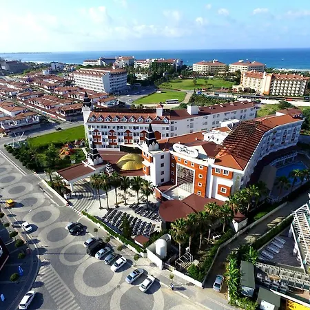 Üdülőközpont Side Royal Paradise