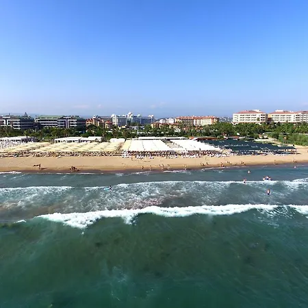 Resort Side Royal Paradise -