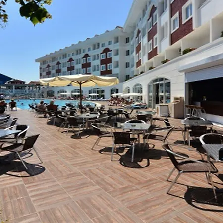 Resort Side Royal Paradise 4*